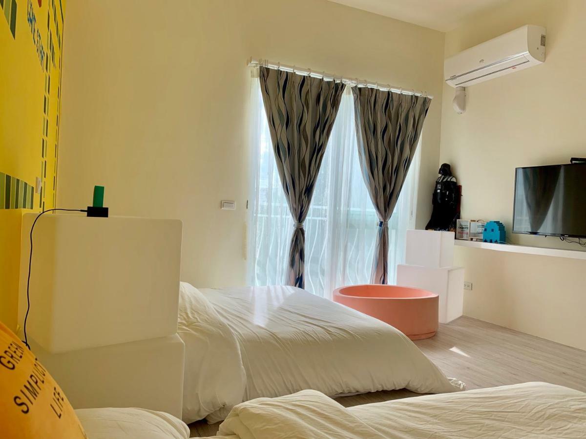 Burano Yellow Villa Hengchun South Gate Exterior photo