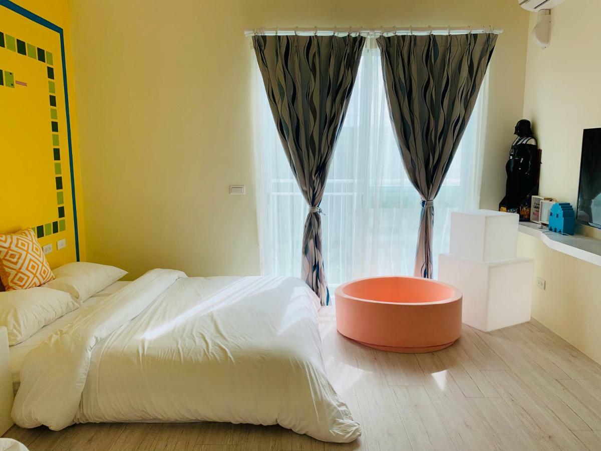 Burano Yellow Villa Hengchun South Gate Exterior photo