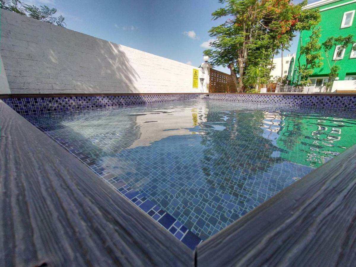 Burano Yellow Villa Hengchun South Gate Exterior photo