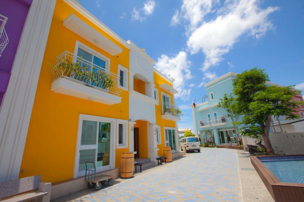 Burano Yellow Villa Hengchun South Gate Exterior photo