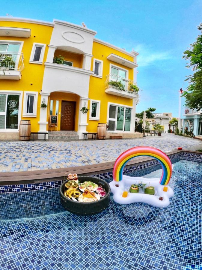 Burano Yellow Villa Hengchun South Gate Exterior photo