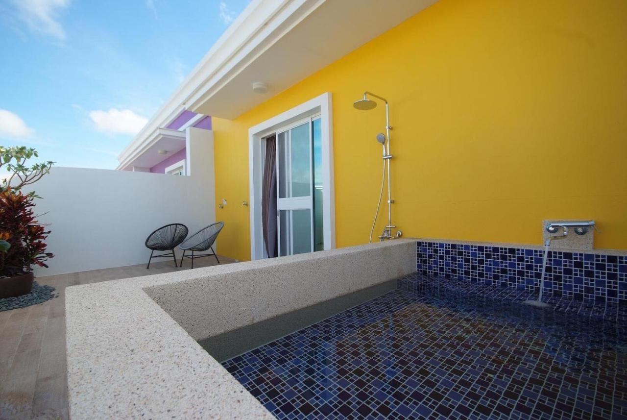 Burano Yellow Villa Hengchun South Gate Exterior photo