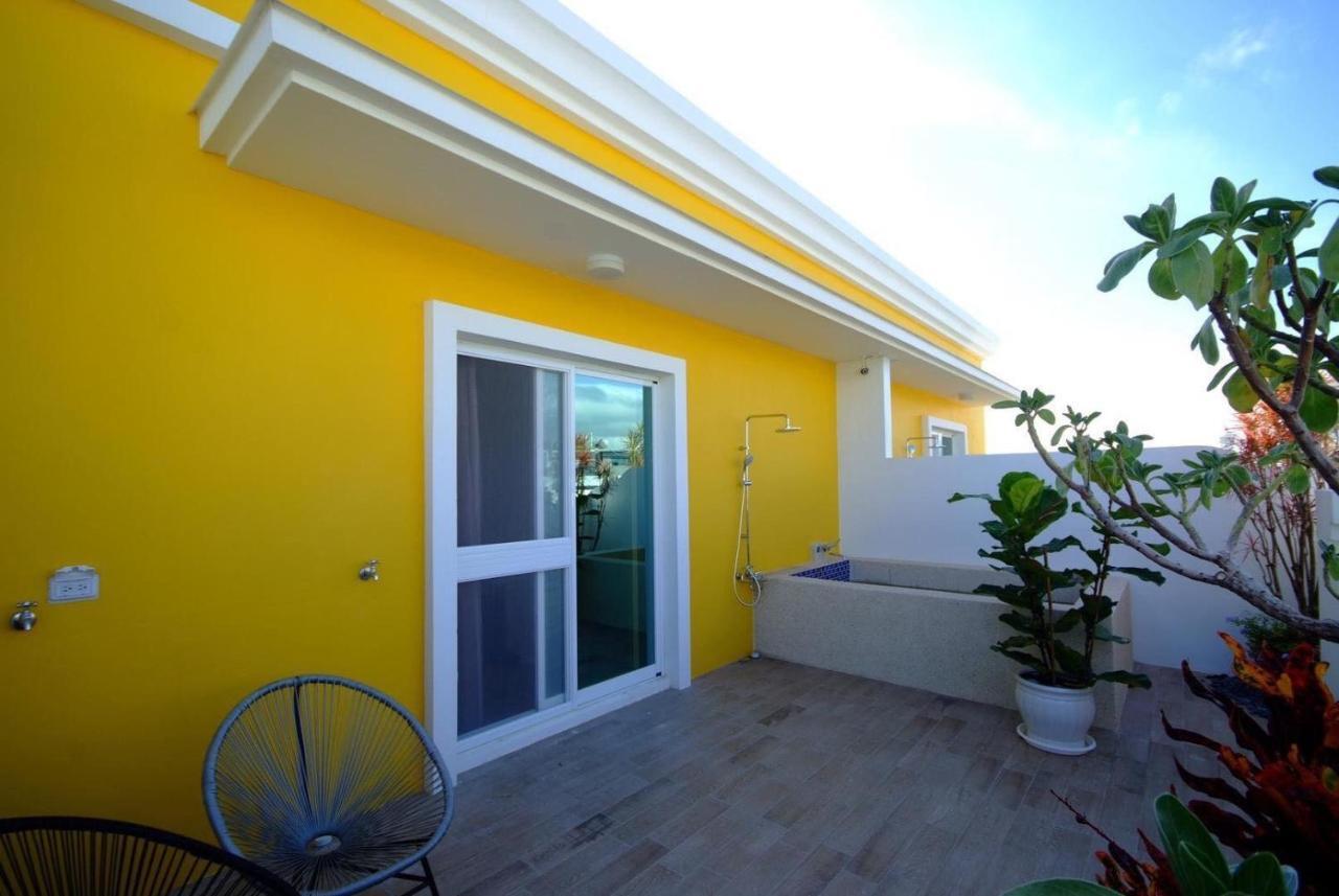 Burano Yellow Villa Hengchun South Gate Exterior photo
